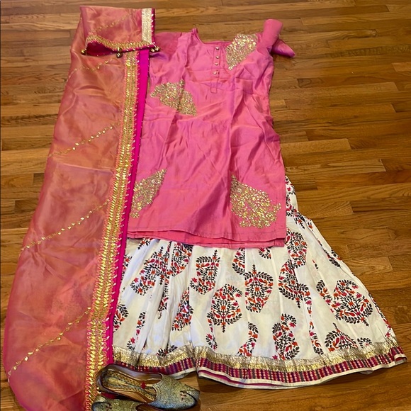 Beautiful set for Diwali ❤️ - Picture 1 of 10